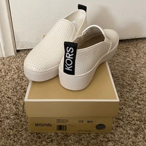 Michael Kors teddy slip on. All white. Womens 8